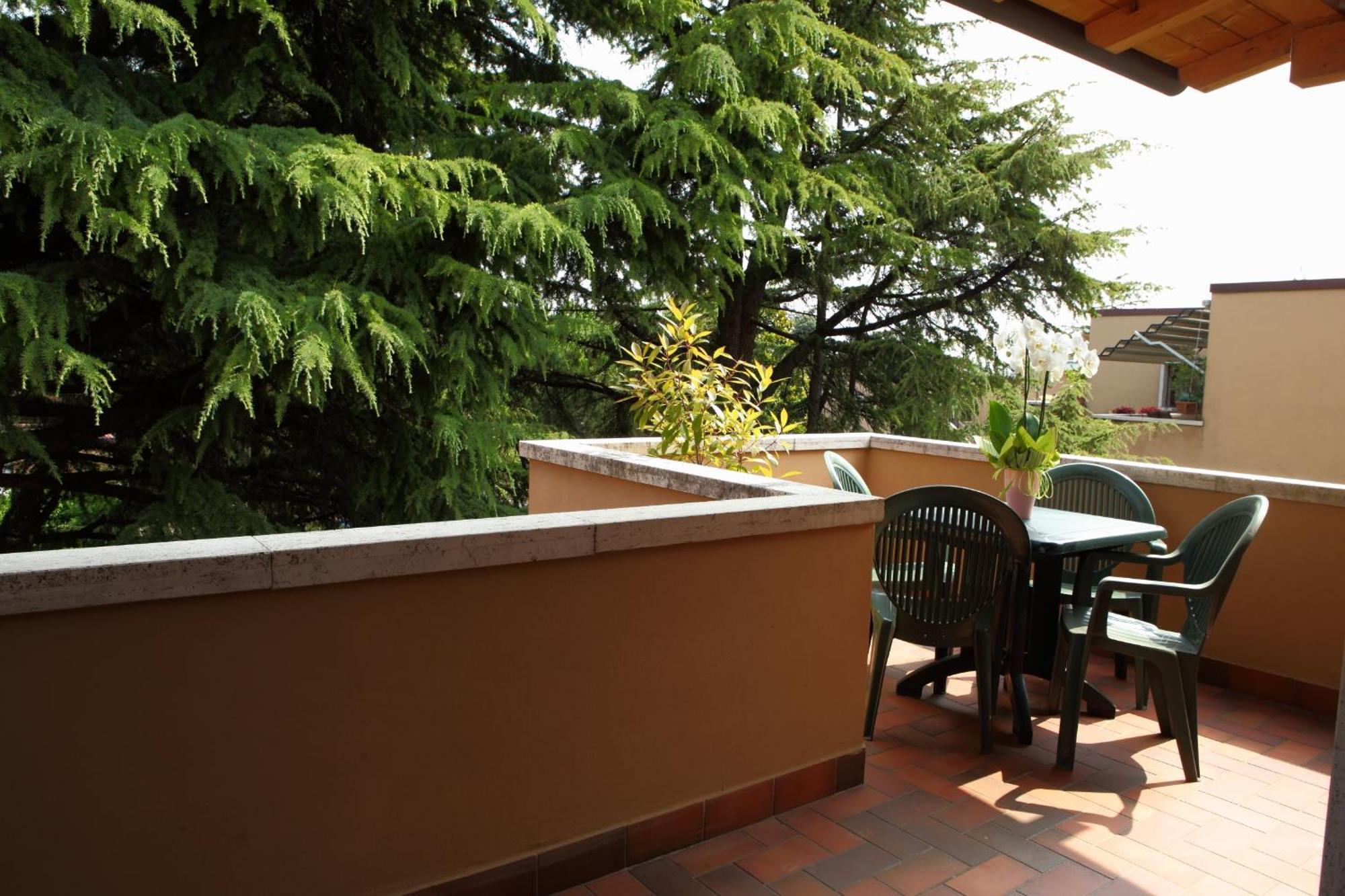 La Madonnina Apartment *